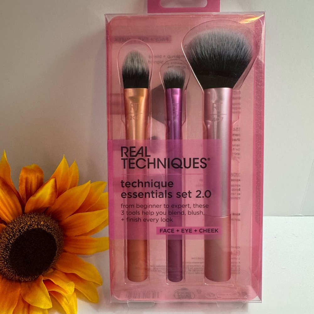 Real Techniques Makeup Brush Set - Face and Eye